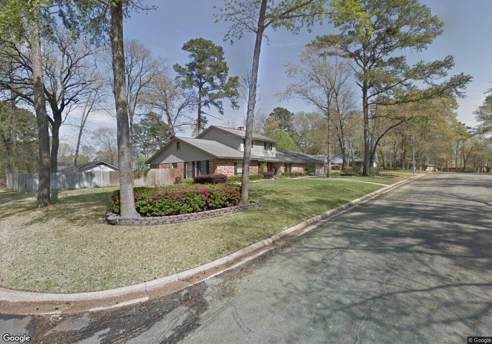 1715 Hollybrook Dr, Nacogdoches, TX 75965 - photo 1