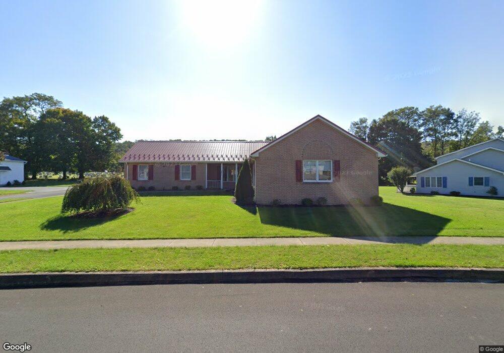 201 Barnett St, New Bloomfield, PA 17068 - photo 1