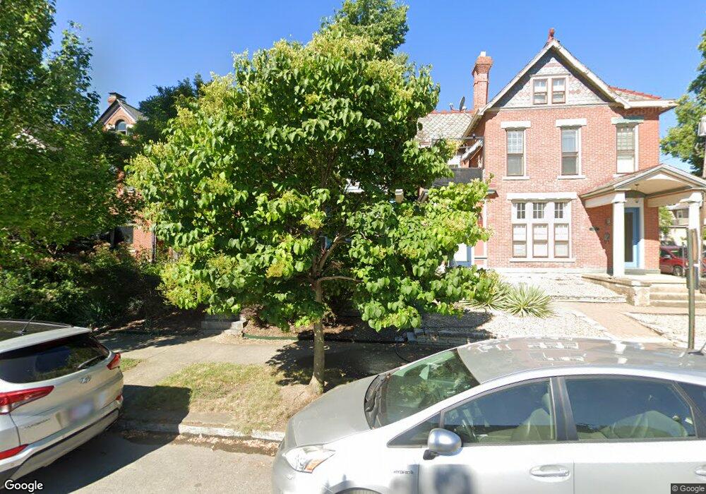 1367 Highland St unit 367, Columbus, OH 43201 - photo 1