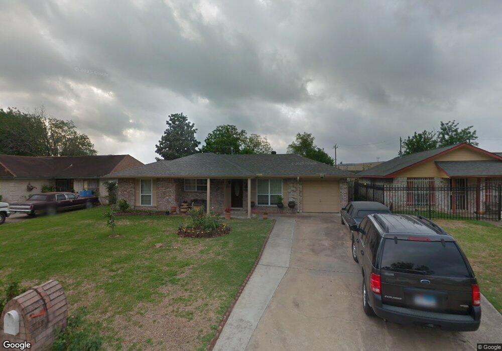 6427 King Post Dr, Houston, TX 77088 - photo 1