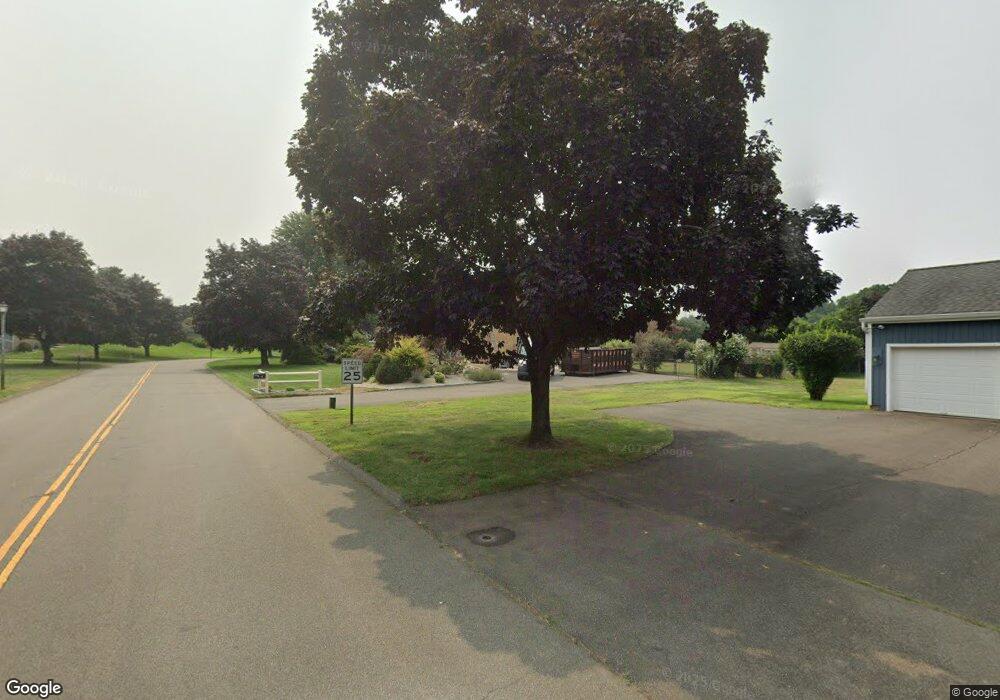 17 Crest Dr, Cromwell, CT 06416 - photo 1