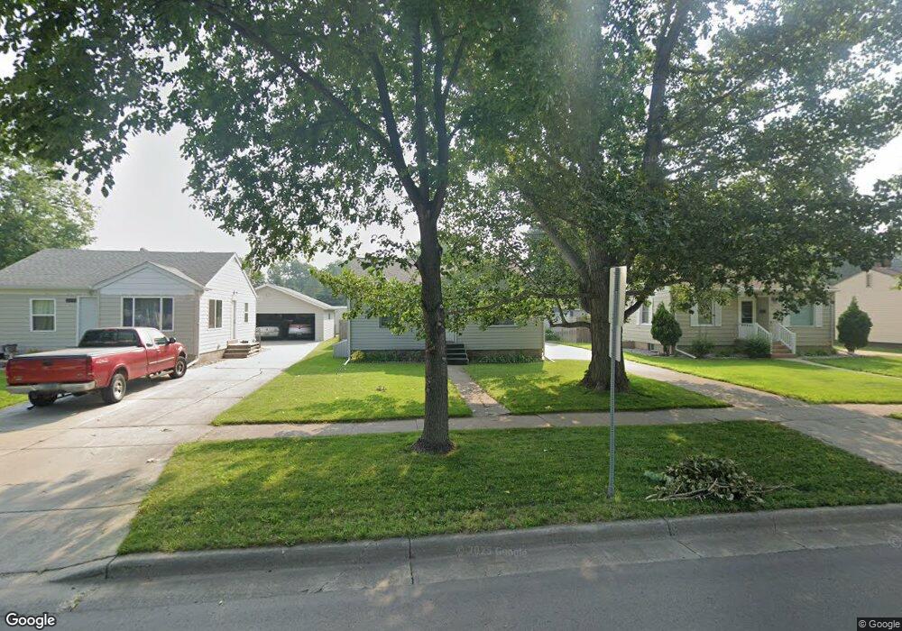 1717 3rd St N, Fargo, ND 58102 - photo 1