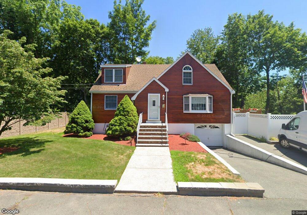4 Pamela Rd, Saugus, MA 01906 - photo 1