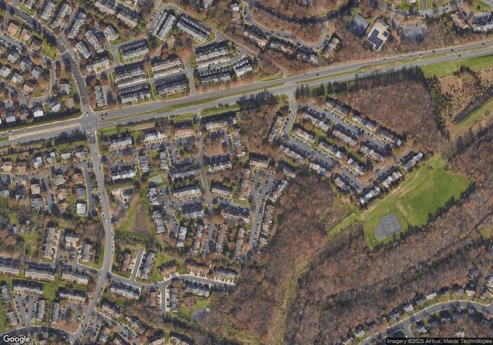 13974 Gunners Place, Centreville, VA 20121 - photo 1