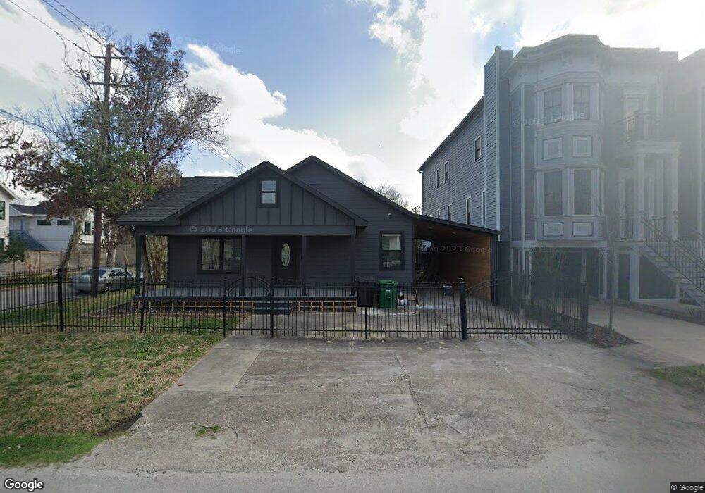 324 E 26th St, Houston, TX 77008 - photo 1