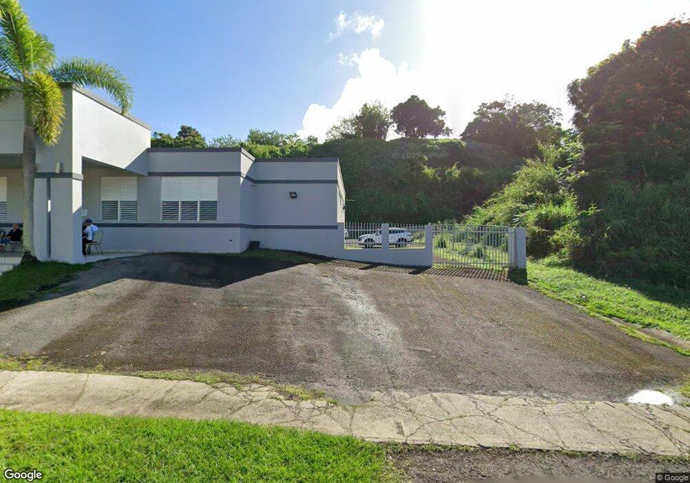 14 Urbanizacion Jardines de Oriente unit K5, Las Piedras, PR 00771 - photo 1