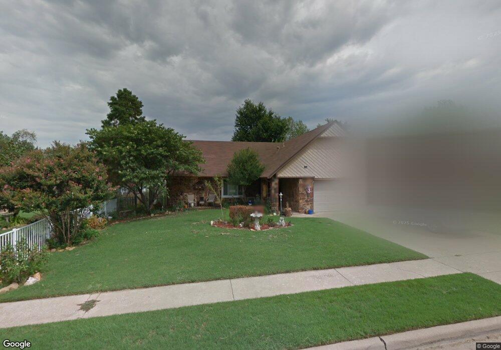 2804 E Memphis St, Broken Arrow, OK 74014 - photo 1