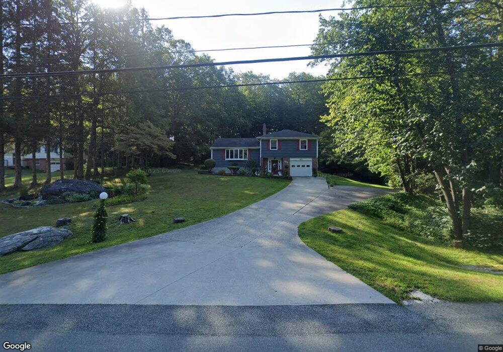 305 Barker Rd, Pittsfield, MA 01201 - photo 1