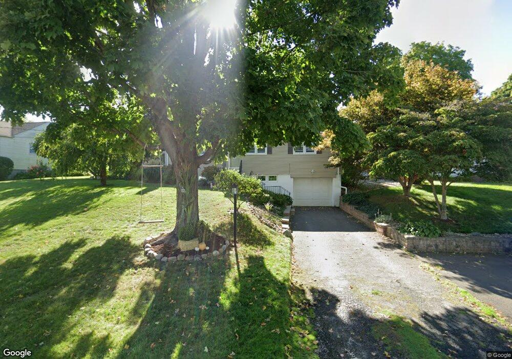 121 Jameswell Rd, Wethersfield, CT 06109 - photo 1