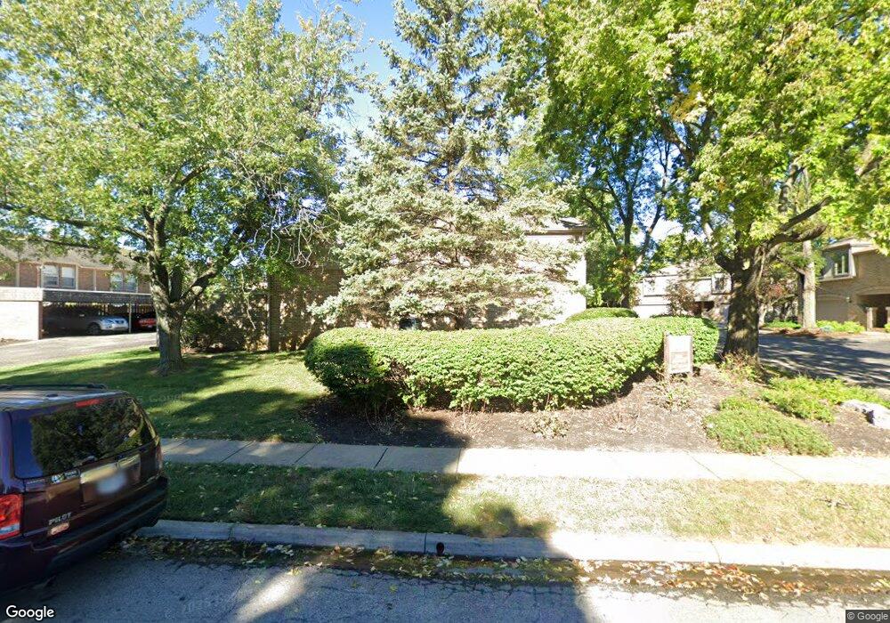 4607 Sandringham Dr unit 1B, Columbus, OH 43220 - photo 1