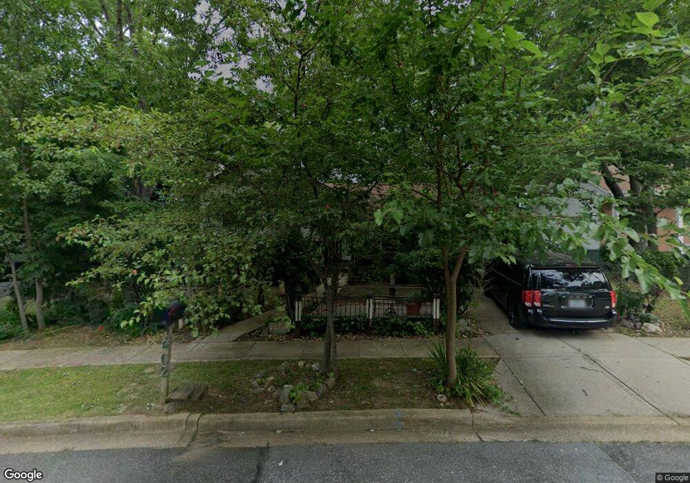 7802 Pacer Ct, Hyattsville, MD 20785 - photo 1