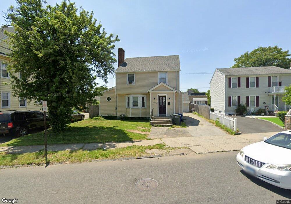 561 Beechmont Ave, Bridgeport, CT 06606 - photo 1