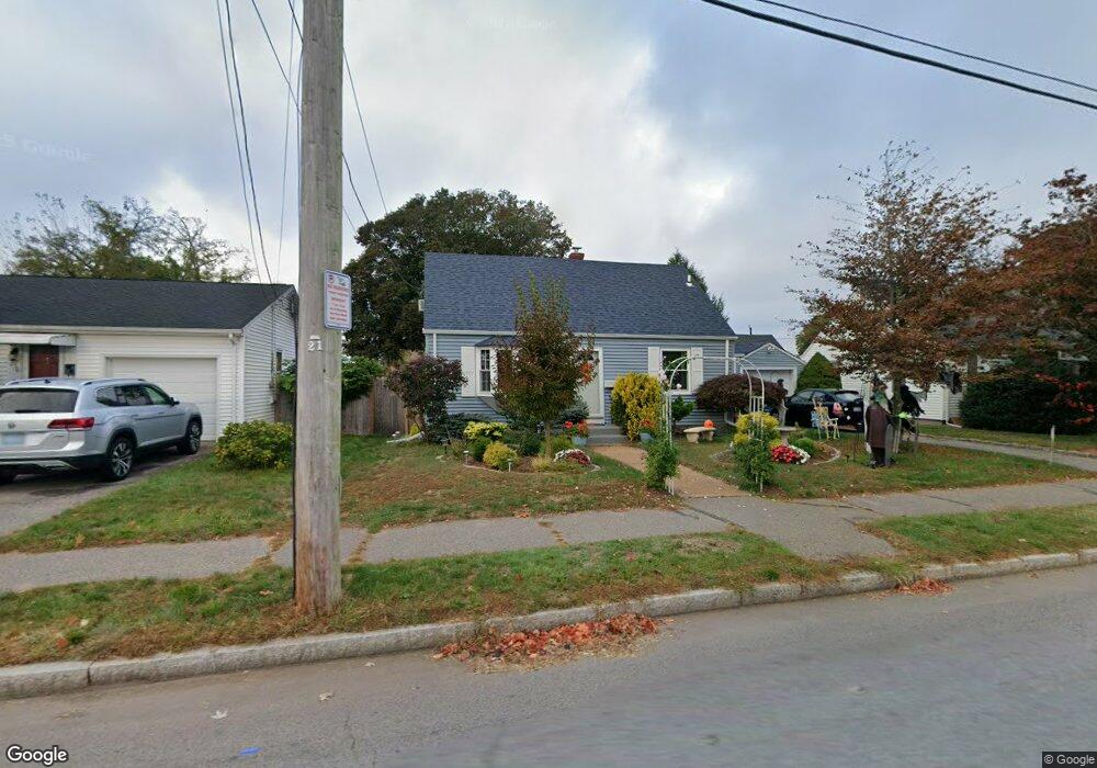 256 Daggett Ave, Pawtucket, RI 02861 - photo 1