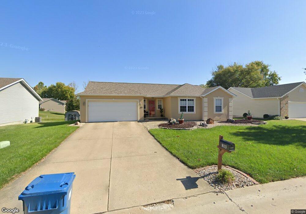 813 Copper Ridge, Maryville, IL 62062 - photo 1