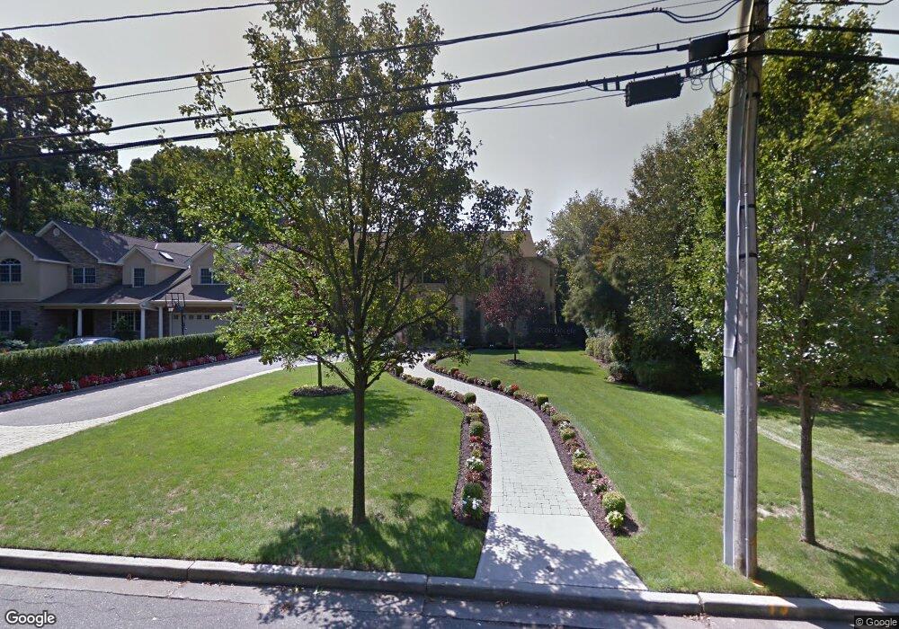 256 Maple St, West Hempstead, NY 11552 - photo 1