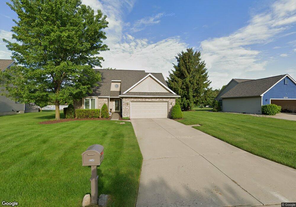 2345 Lost Creek Dr, Flushing, MI 48433 - photo 1