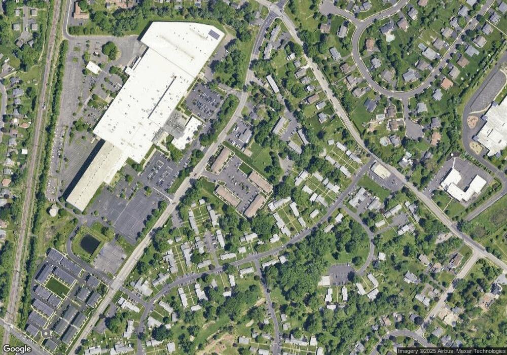 325 S Warminster Rd unit C2, Hatboro, PA 19040 - photo 1