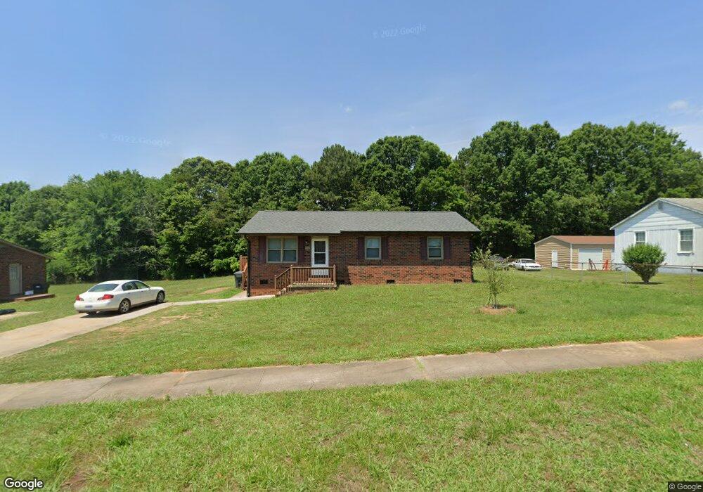 1212 Rickert St, Statesville, NC 28677 - photo 1
