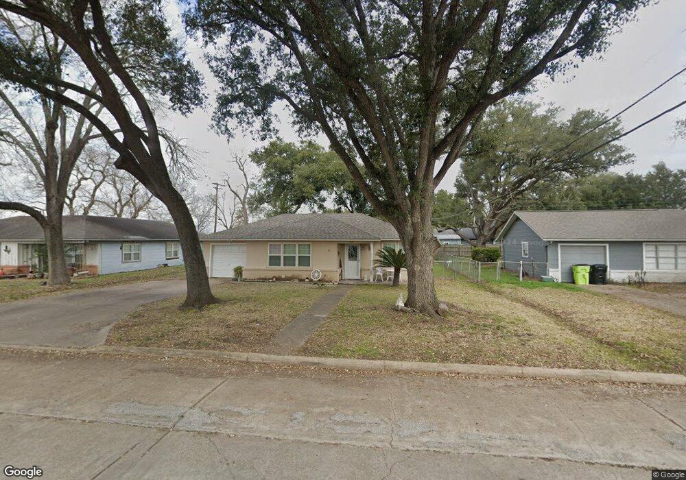1009 Frances Dr, Rosenberg, TX 77471 - photo 1