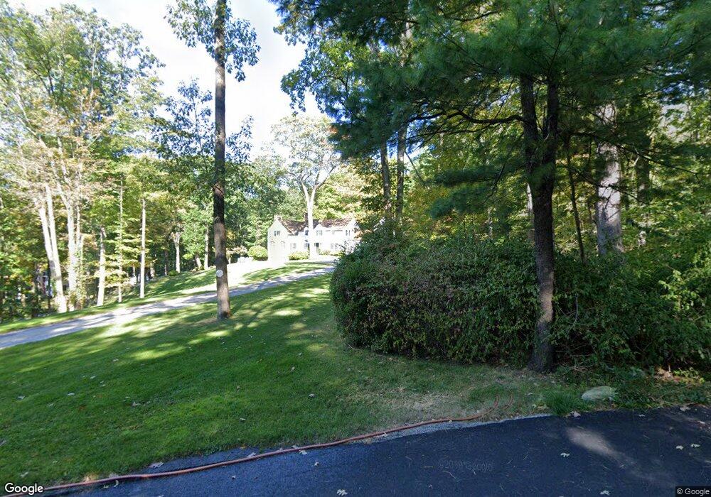 211 Colonial Rd, New Canaan, CT 06840 - photo 1