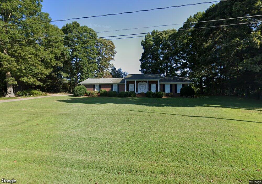 1638 Allen Ln, Conover, NC 28613 - photo 1