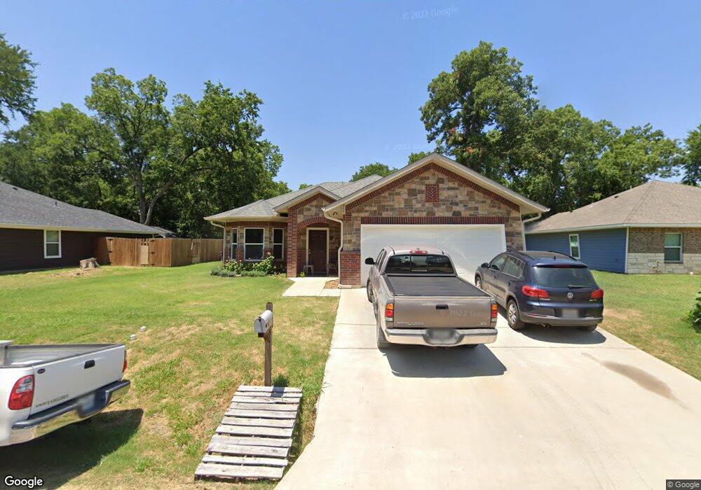 717 E 6th St, Bonham, TX 75418 - photo 1