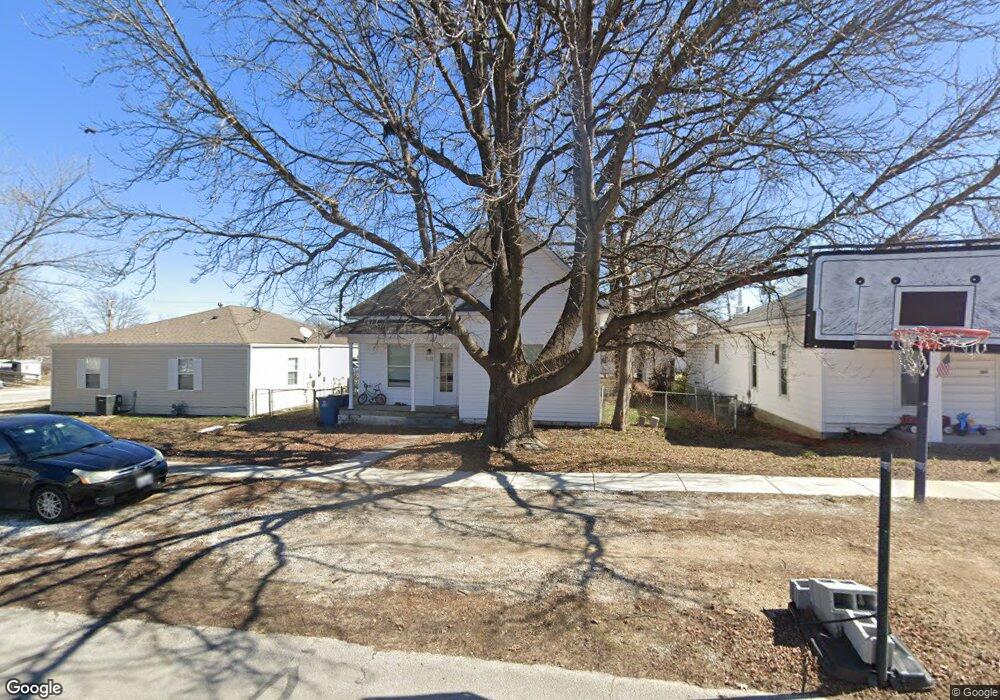 303 S Cowgill St, Carl Junction, MO 64834 - photo 1