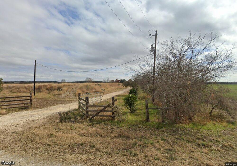 481 County Road 453, Hondo, TX 78861 - photo 1