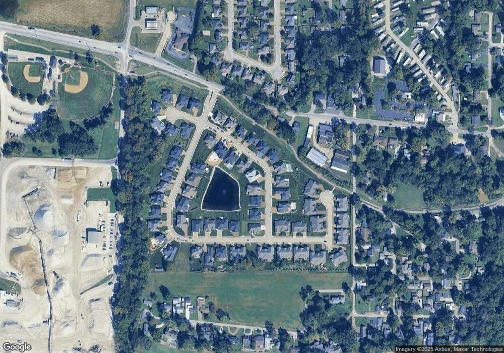 319 Edgewater Dr, Newburgh, IN 47630 - photo 1