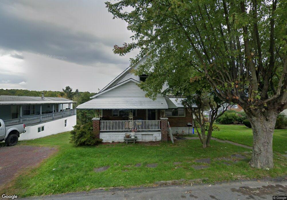 424 Simpson St, Dupont, PA 18641 - photo 1