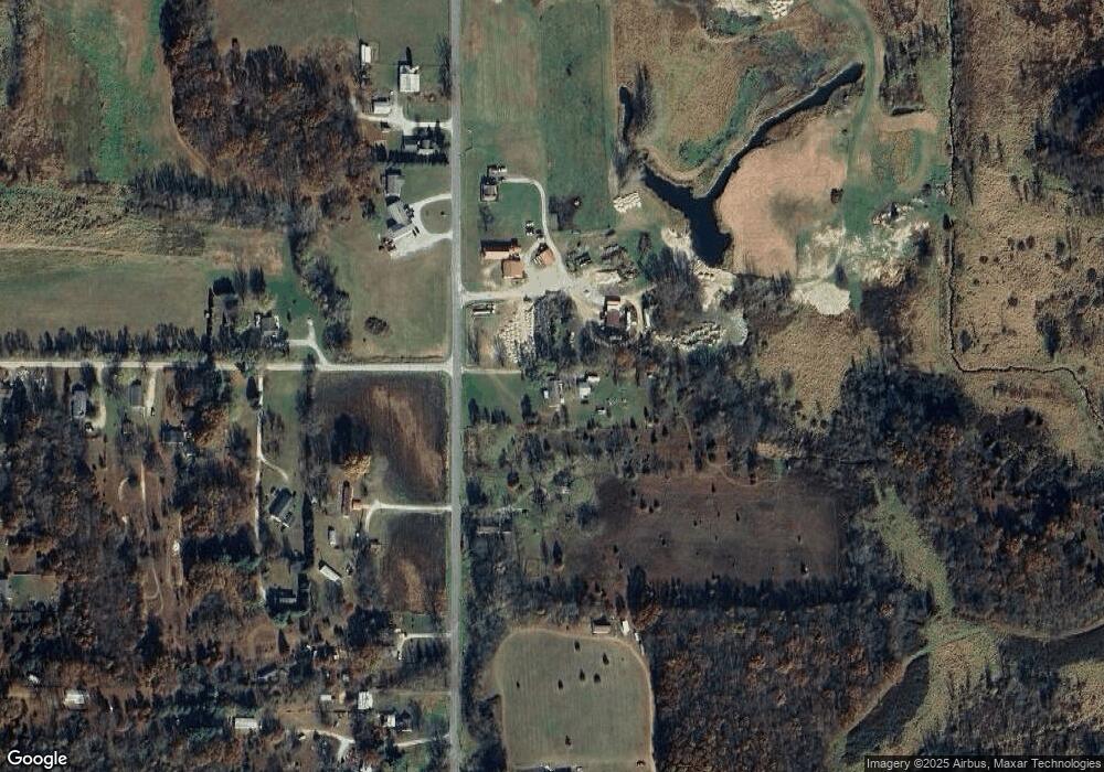 2480 S 700 E, Knox, IN 46534 - photo 1