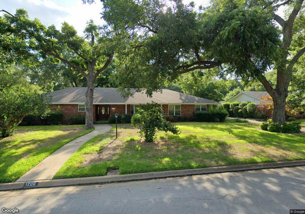 1206 Shady Creek Dr, Euless, TX 76040 - photo 1