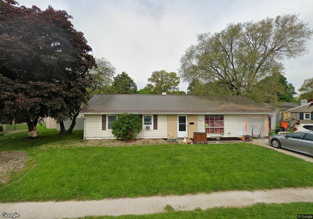 705 S 5th Place, Mattoon, IL 61938 - photo 1