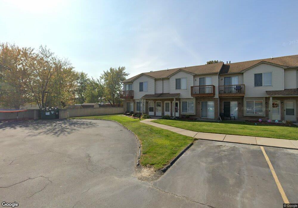 27723 Carini Villa St, Roseville, MI 48066 - photo 1