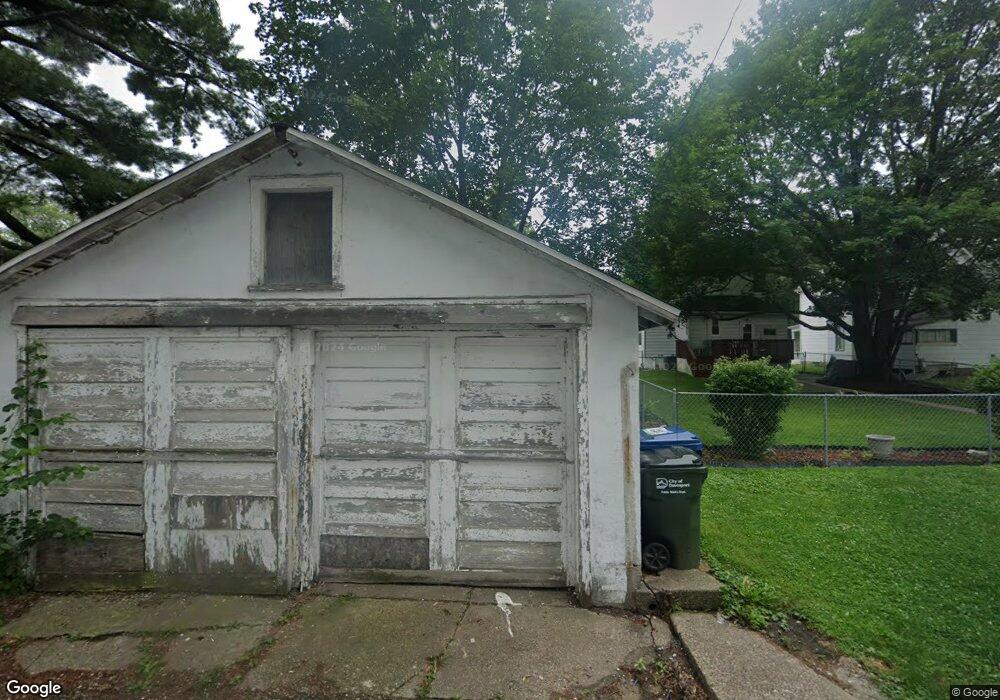 716 W 17th St, Davenport, IA 52804 - photo 1