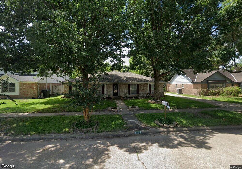 5707 Arncliffe Dr, Houston, TX 77088 - photo 1