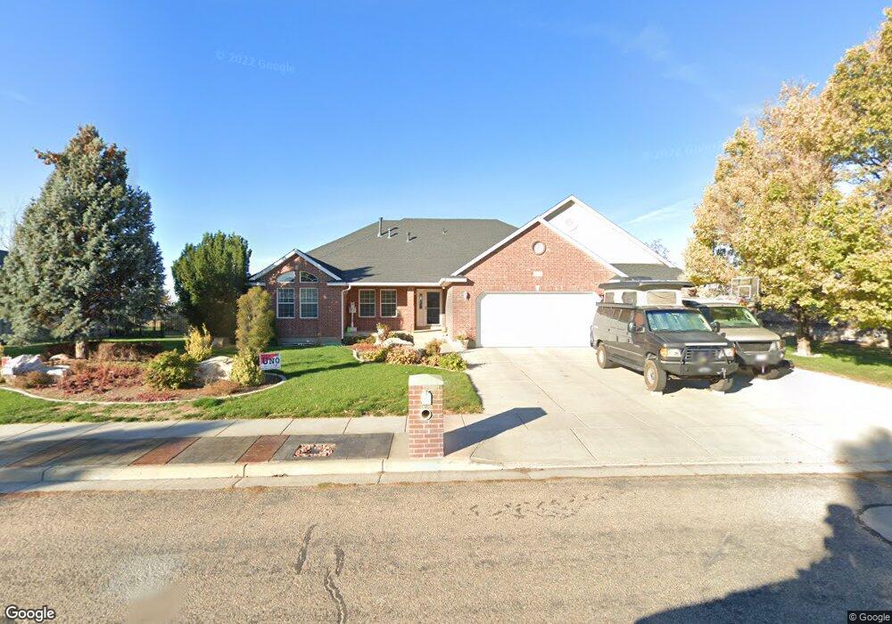 733 N 4100 W, Clearfield, UT 84015 - photo 1