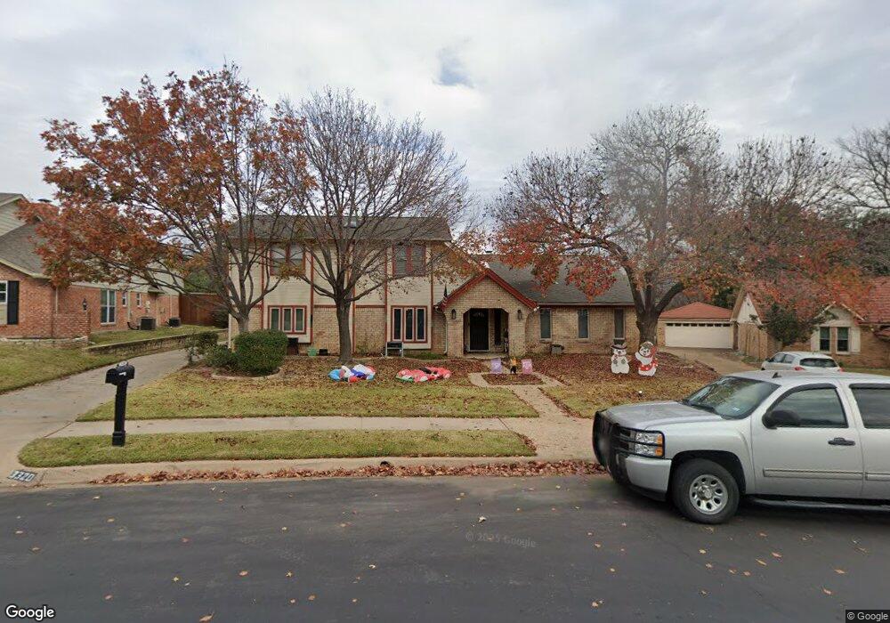 3320 Bobwhite Dr, Bedford, TX 76021 - photo 1