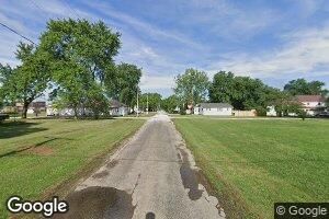 6 N Sloan St, Herrick, IL 62431