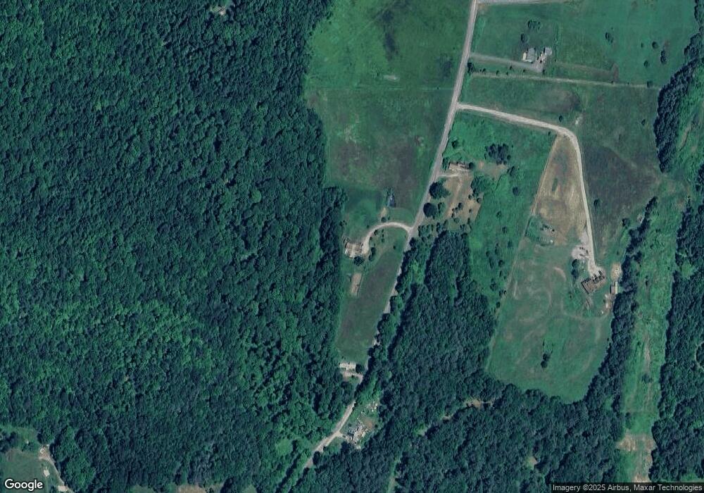 571 Bible Hill Rd, Saint Johnsbury, VT 05819 - photo 1