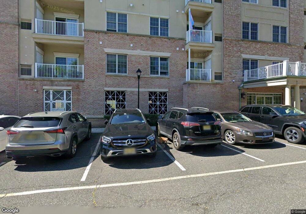 3302 Windsor Park Ct, Englewood, NJ 07631 - photo 1