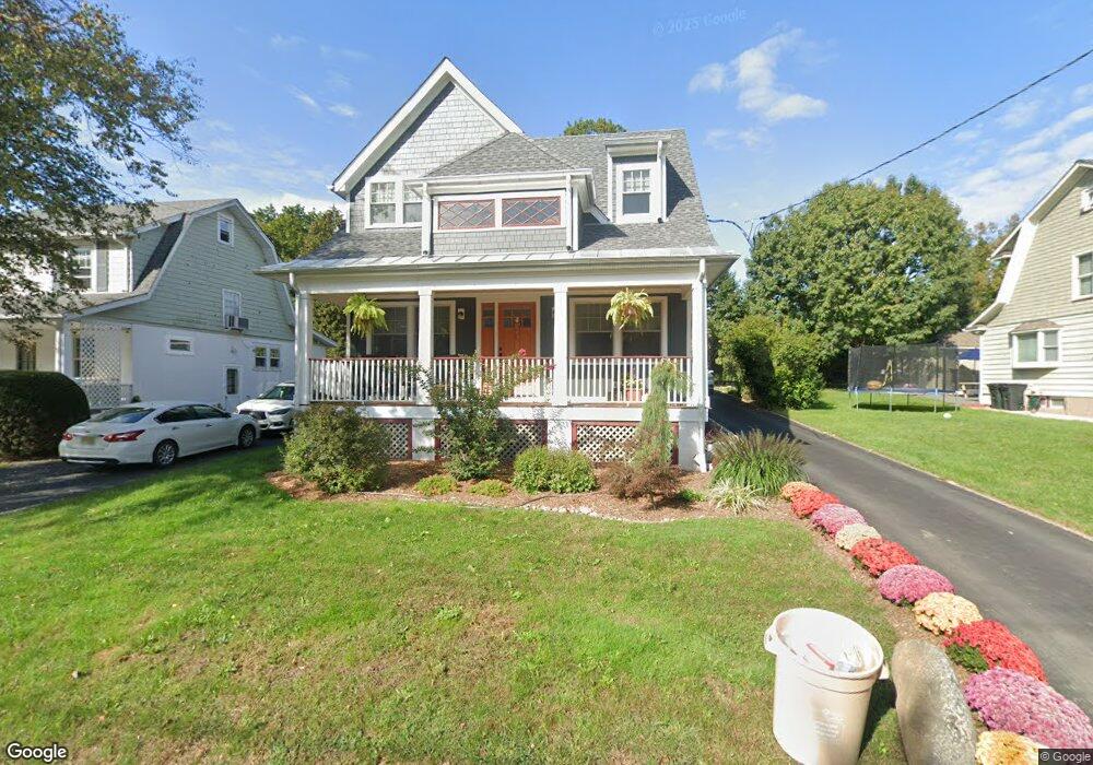 236 Lakeview Dr, Ridgewood, NJ 07450 - photo 1