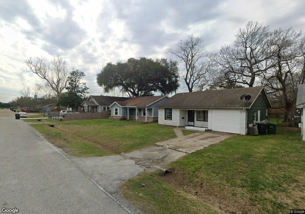 4809 Cetti St, Houston, TX 77009 - photo 1