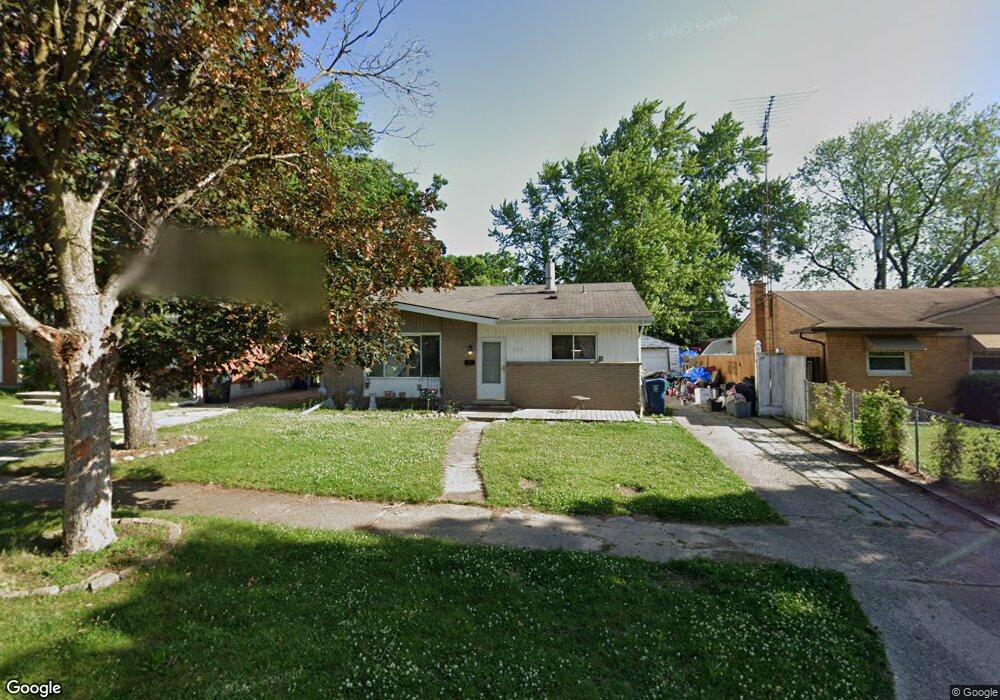 913 Lochhead Ave, Flint, MI 48507 - photo 1