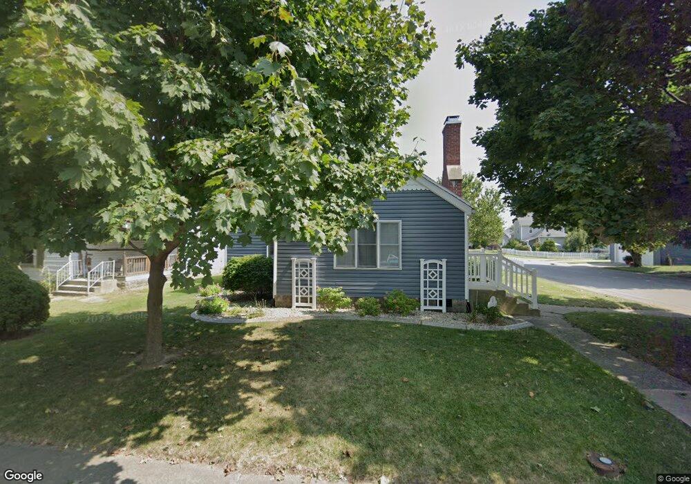 403 Columbia Ave, Tipton, IN 46072 - photo 1