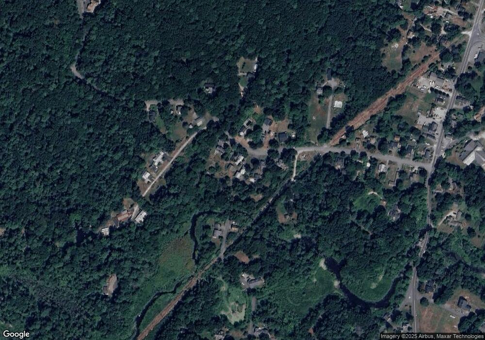 15 Forest St, Byfield, MA 01922 - photo 1