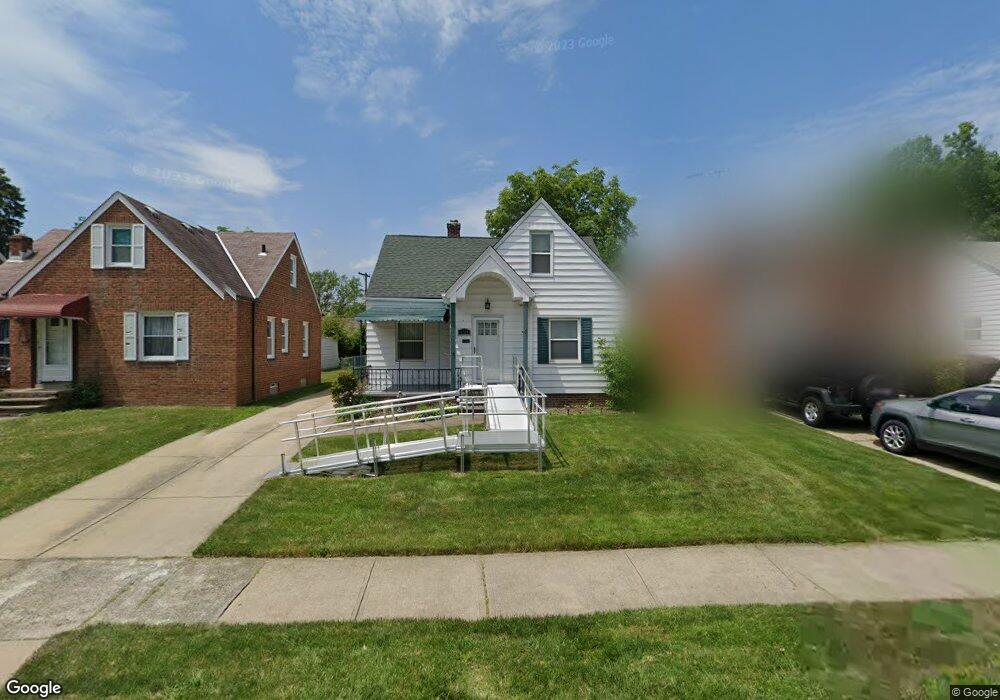 5234 Philip Ave, Maple Heights, OH 44137 - photo 1