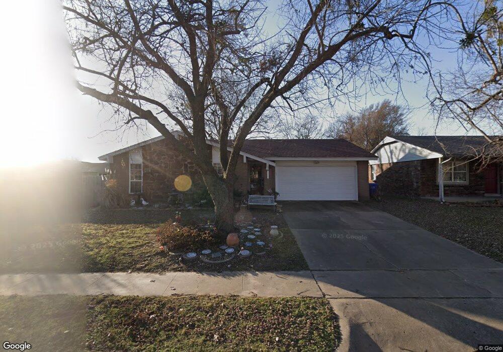 1748 S Pecan Ct, Broken Arrow, OK 74012 - photo 1