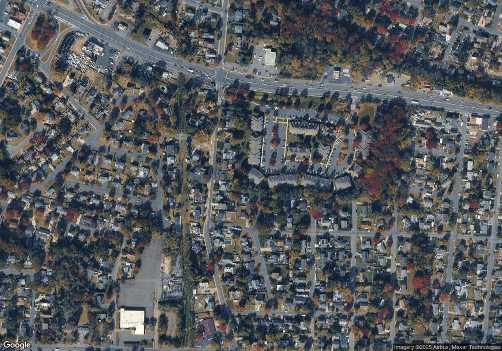 304 Wedgewood Cir unit 314, Belford, NJ 07718 - photo 1