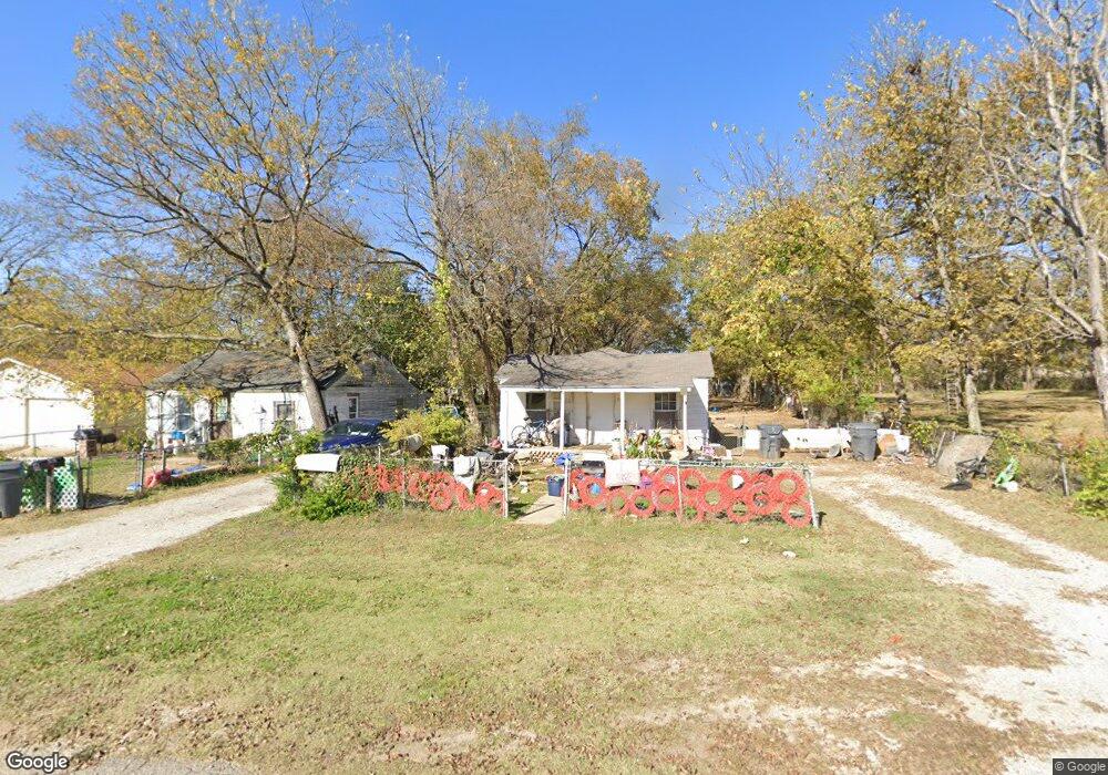 211 Mccullough St SW, Ardmore, OK 73401 - photo 1